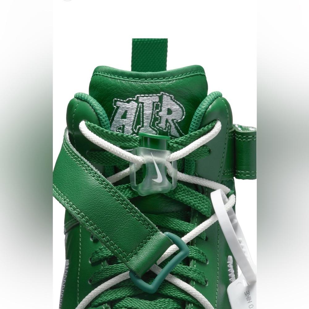 Nike X Off-White Air Force 1 Mid Sneakers - Picture 7 of 16